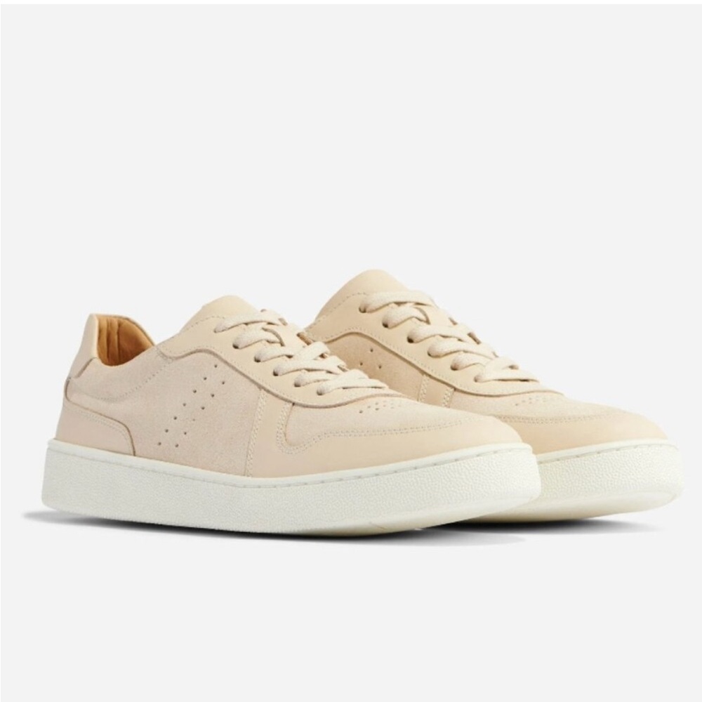 Nisolo Bria Court Sneaker in Light Beige - Picture 3 of 6